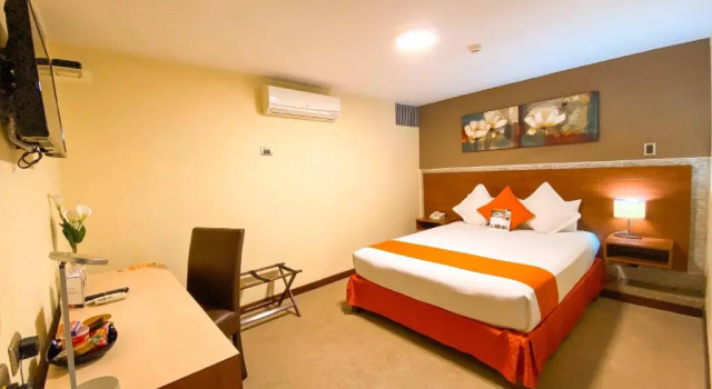 Полулюкс Sm Hotel And Business
