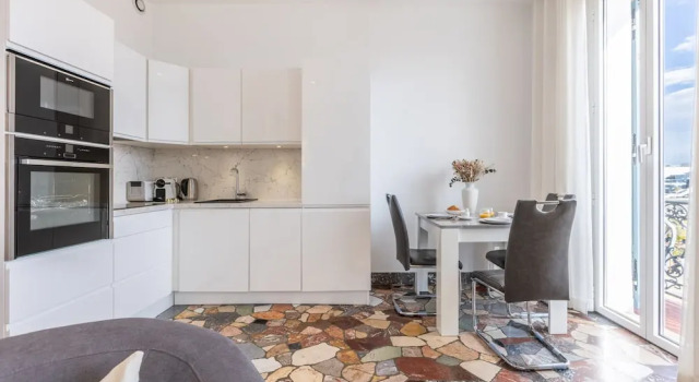 2 Chambres-balcon-vue Mer-felix Faure A2b231