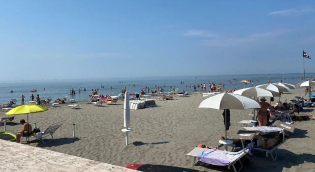 Апартаменты Apartment mit Meerblick am Strand Costa Azzura