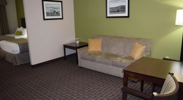 Люкс Deluxe Best Western Plus Havre Inn & Suites