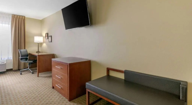 Люкс Comfort Inn & Suites Marion I-57