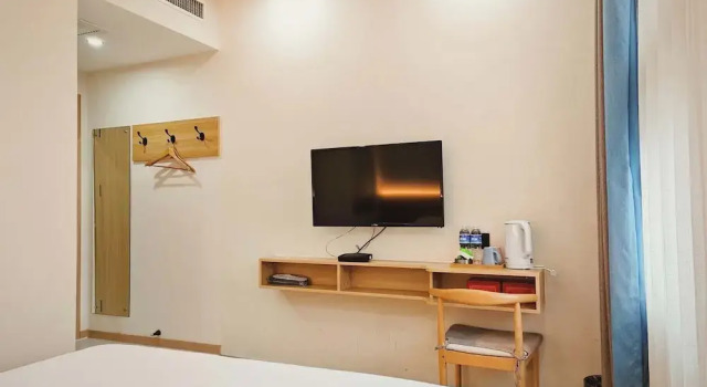 Номер Economy First Sight Hotel,Next to Yingtianmen Imperial City,Free Airport and High-Speed Rail Station Pickup