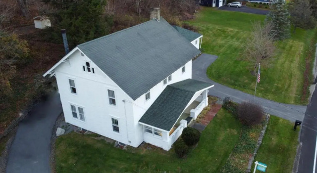 Коттедж 1st Class Rentals The Thurman Munson House
