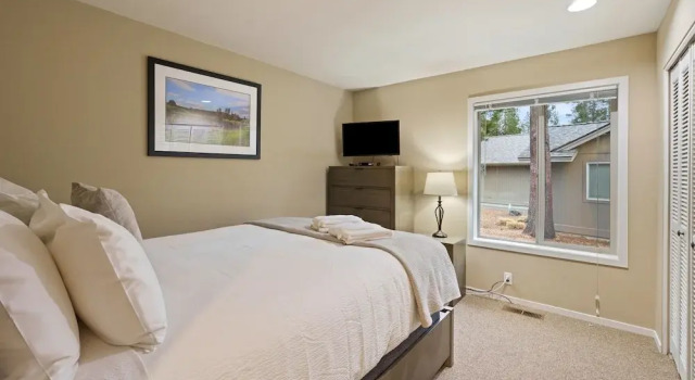 Коттедж Poplar 32 3 Bedroom Home
