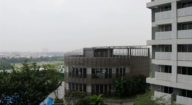 Beautiful Pool View Homey Spacious Studio At West Vista Apartment, Book Apartment Jakarta Jakarta Province