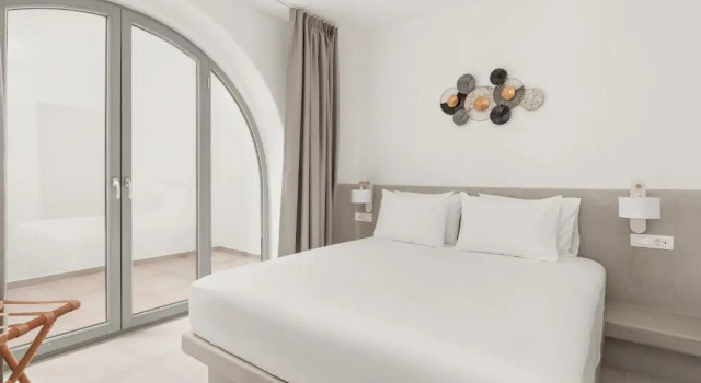 Oyster Luxury Suites