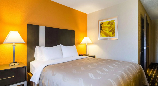 Standard Doppel Zimmer Quality Inn