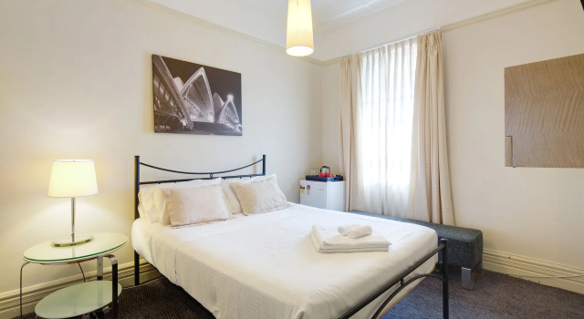 Neutral Bay Lodge