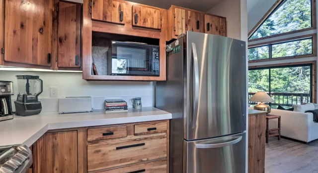 Tahoe Donner Retreat w/ Decks & Lake Access!