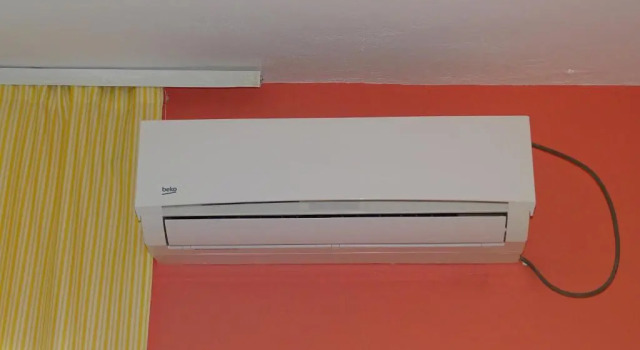 Кровать в общем номере (мужской номер) Hostel Andrey