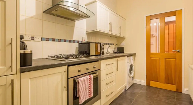 Апартаменты Skyline Serviced Apartments - Colestrete