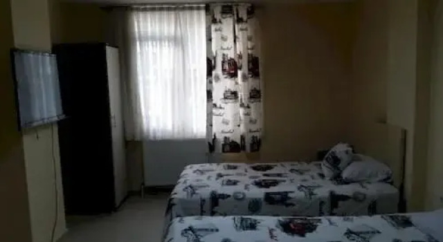 Sirin Kama Hotel & Hostel, Rezerwuj Hostel Bahcelievler Stambuł, w pobliżu Estethica Bakırkoy