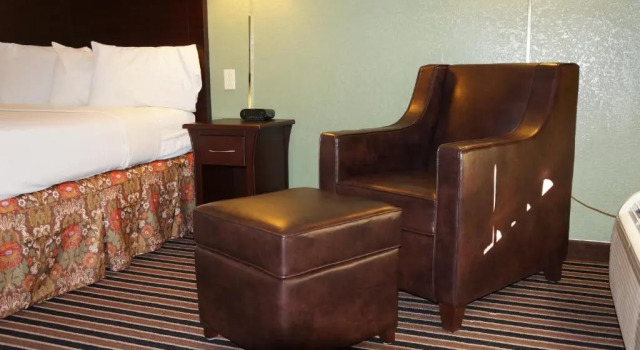 Номер Standard Regency Inn Pittsburg