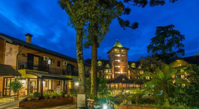 Hotel Recanto da Serra, Забронировать Отель Отели Грамаду 3 звезды, рядом с Mini Mundo, 3*
