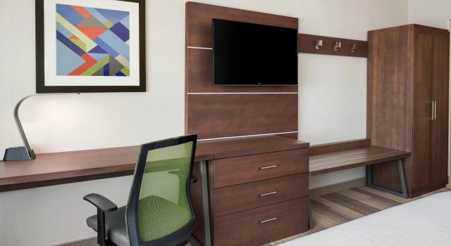 Holiday Inn Express & Suites Moses Lake by IHG, Rezerwuj Hotel Hotele w Moses Lake z basenem, Basen