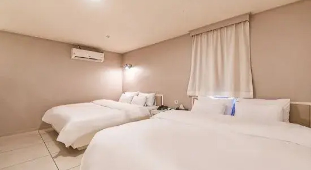 Люкс HOTEL STAY AYANA DAEJEON