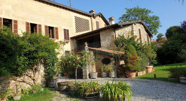 Franciacorta Country Lodges, Book Hotel Hotels in Franciacorta with Breakfast, Breakfasts