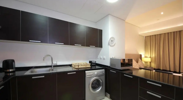 Студия Signature Holiday Home - Matrix Tower