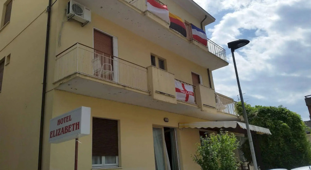 Hotel Elizabeth, Забронировать Отель Визерба Римини