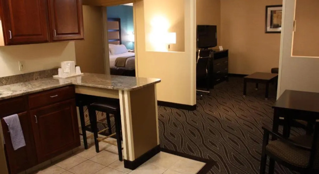 Люкс Holiday Inn Express - Ludlow - Chicopee Area by IHG