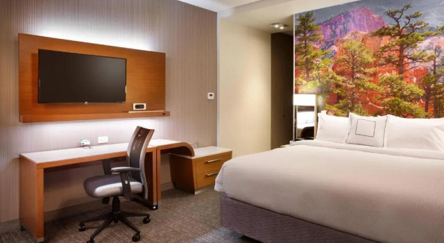 Номер Standard с балконом Courtyard by Marriott Sedona
