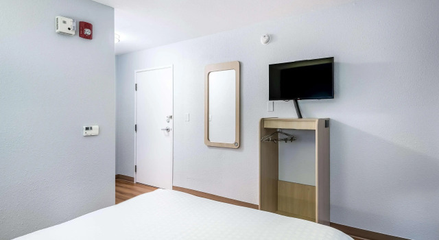 Americas Best Value Inn East Peoria