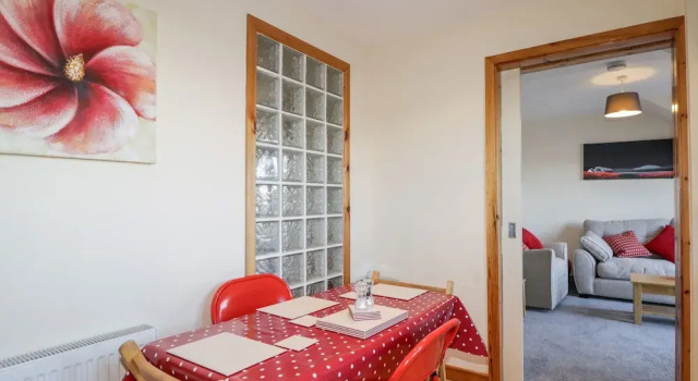 Коттедж Riverview Apartment