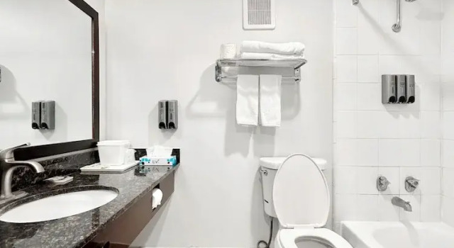 Номер Deluxe Lincoln Hotel Monterey Park Los Angeles