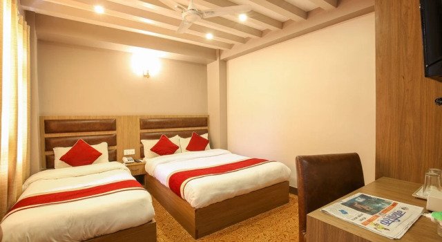 Siddhartha Hotel Sundhara, Забронировать Отель Отели Катманду 3 звезды, 3*