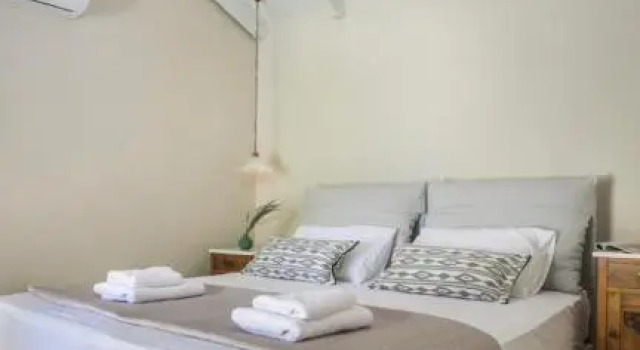 Fanari House