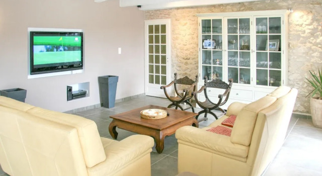 Villa With 4 Bedrooms in Saint Sylvestre sur Lot, With Private Pool an, Book Villa Villas in Lot Valley, Villa