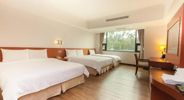 Люкс Deluxe Hub Hotel Chiayi
