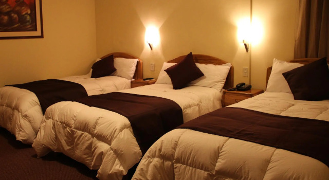Habitación triple Estándar Hotel Balsa Inn