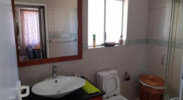 Апартаменты 3 bedroom Apartment with 1 Bathroom, Hermanu Beach Club 143