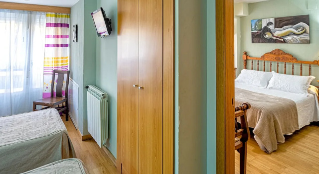 Четырёхместный семейный номер Standard Hostal Real Aranjuez