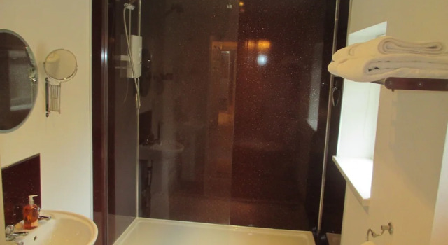 Люкс Executive St. Raphael Guest House