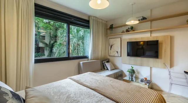 Luxury and Sophisticated Studio Apartment with Garage LBO203