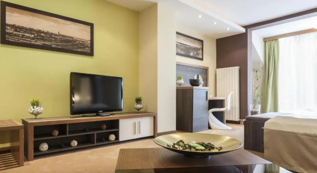 Полулюкс с балконом Belgrade Boutique Hotel