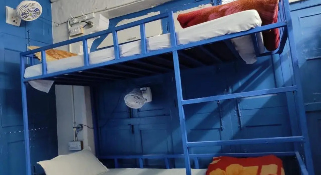 Кровать в общем номере Bob hostel