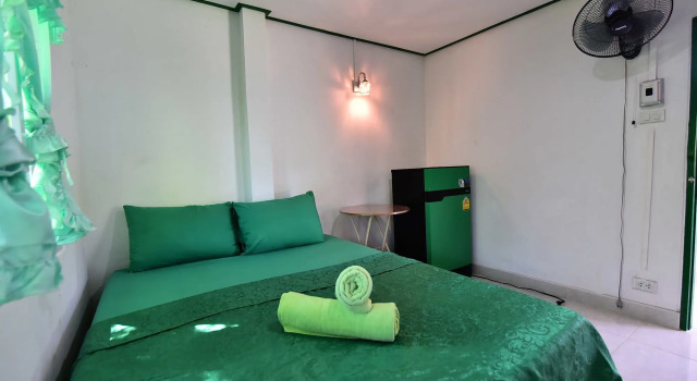 MyTamarind house, Забронировать Отель Отели Южного Таиланда с парковкой, Парковка