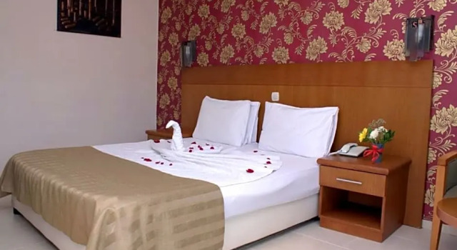 Трёхместный номер Standard Surtel Hotel