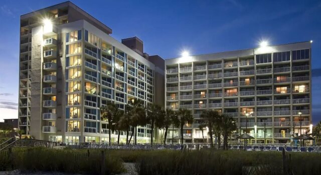 Captain's Quarters Resort