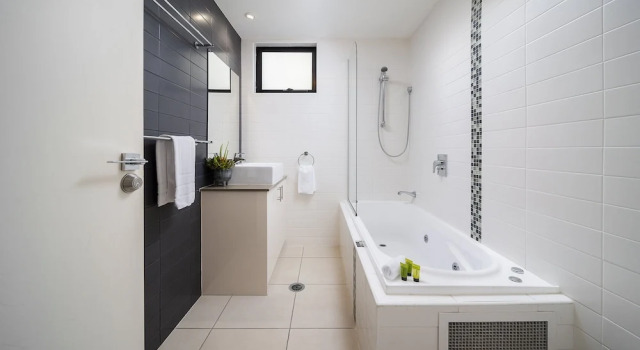 Апартаменты The Bay Apartments