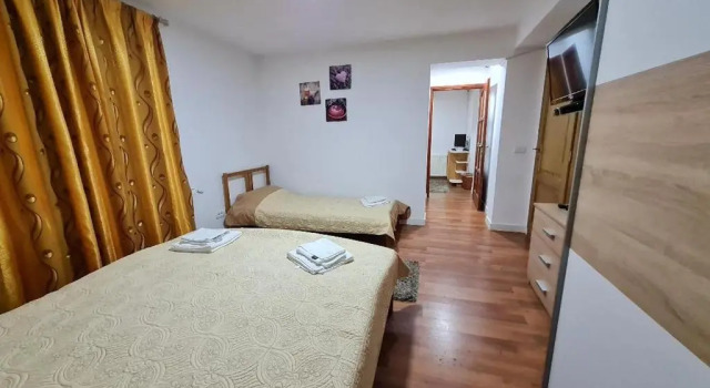 Pensiunea Casa Zmeilor, Забронировать Отель Стацьюня-Климатерикэ-Сымбэта Брашов