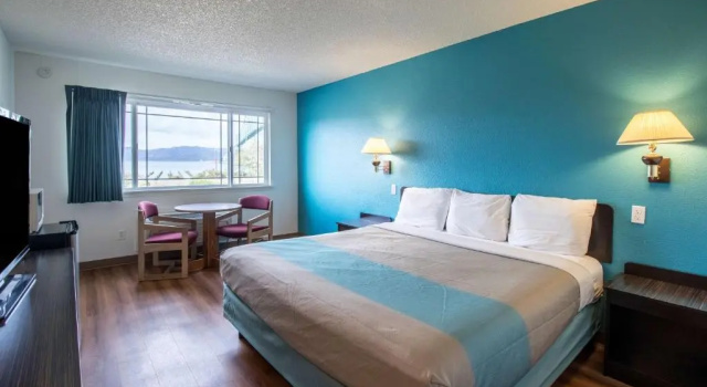 Четырёхместный номер Standard Motel 6-Astoria, OR