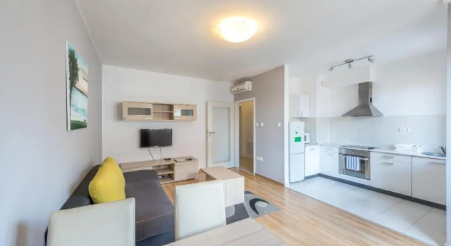 Апартаменты с 2 комнатами Corvin Plaza Apartments & Suites