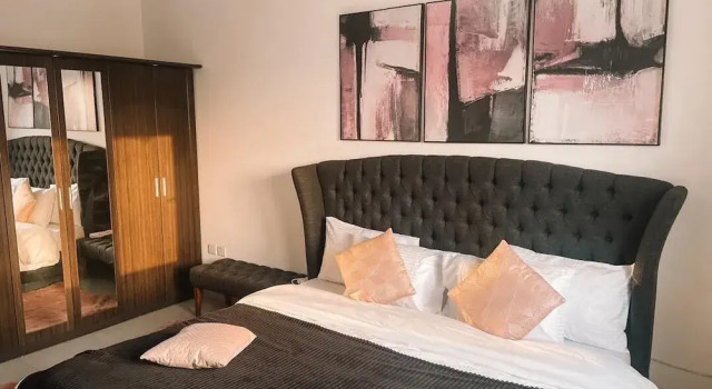 Семейные апартаменты с видом на город TCC Dzorwulu Apartment