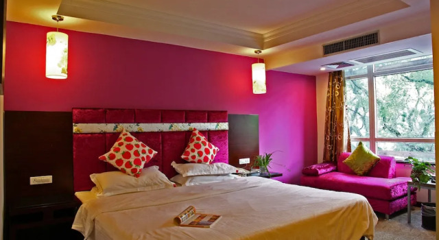 Двухместный номер Standard с видом на реку GuiLin Eva Inn Hotel