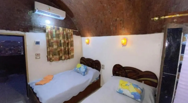 Captain Guest House