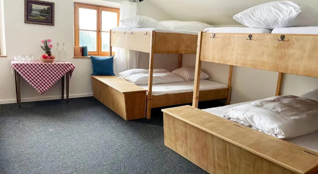 Кровать в общем номере Berghotel Altes Wallberghaus